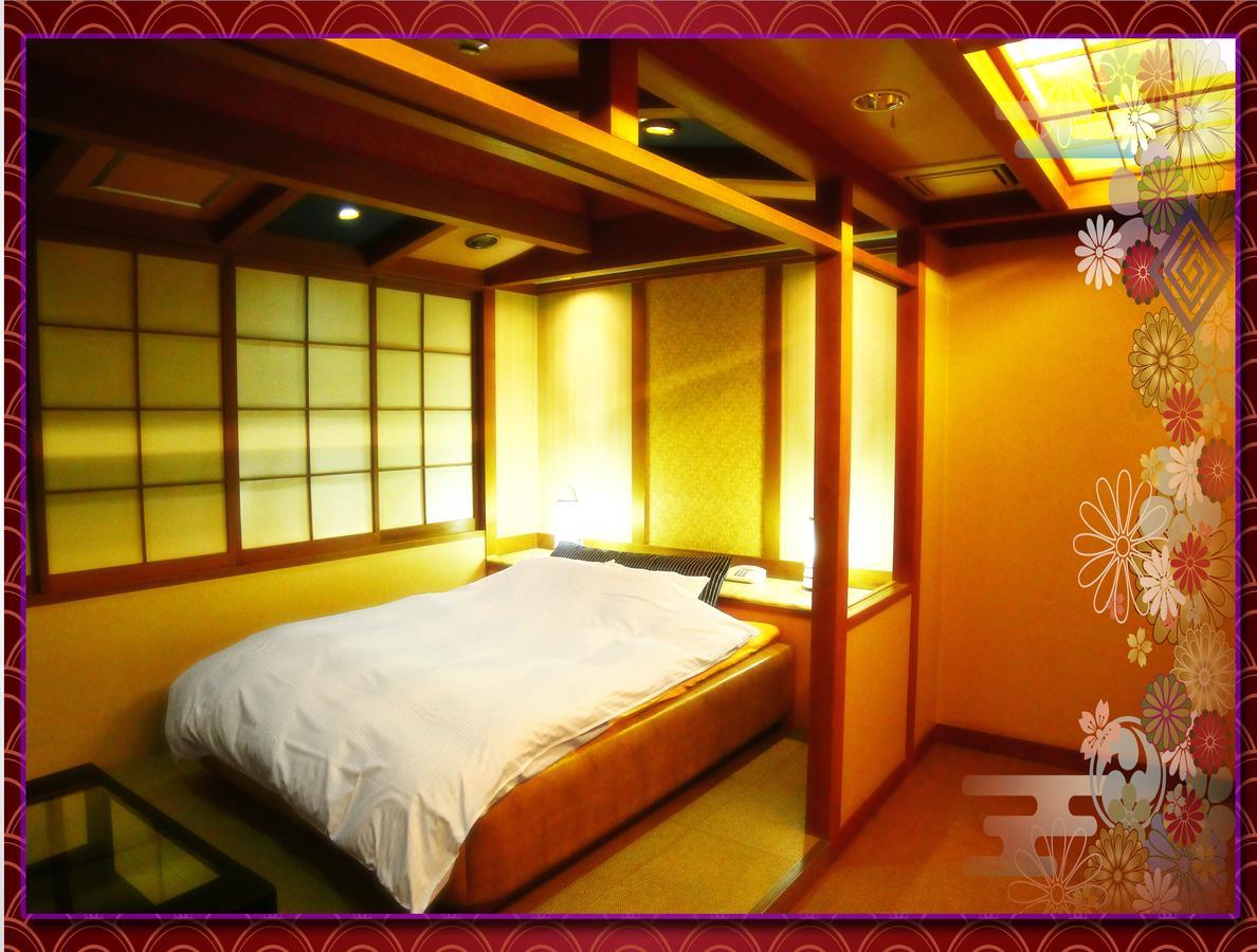 Kyoto Hotel Crown (Adults Only) Екстер'єр фото