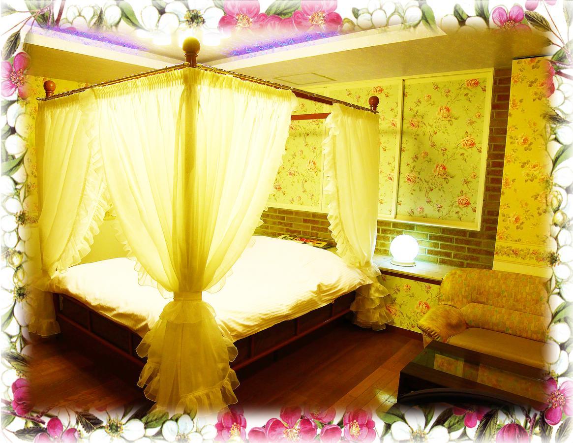 Kyoto Hotel Crown (Adults Only) Екстер'єр фото