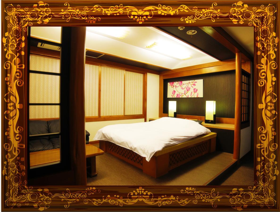 Kyoto Hotel Crown (Adults Only) Екстер'єр фото